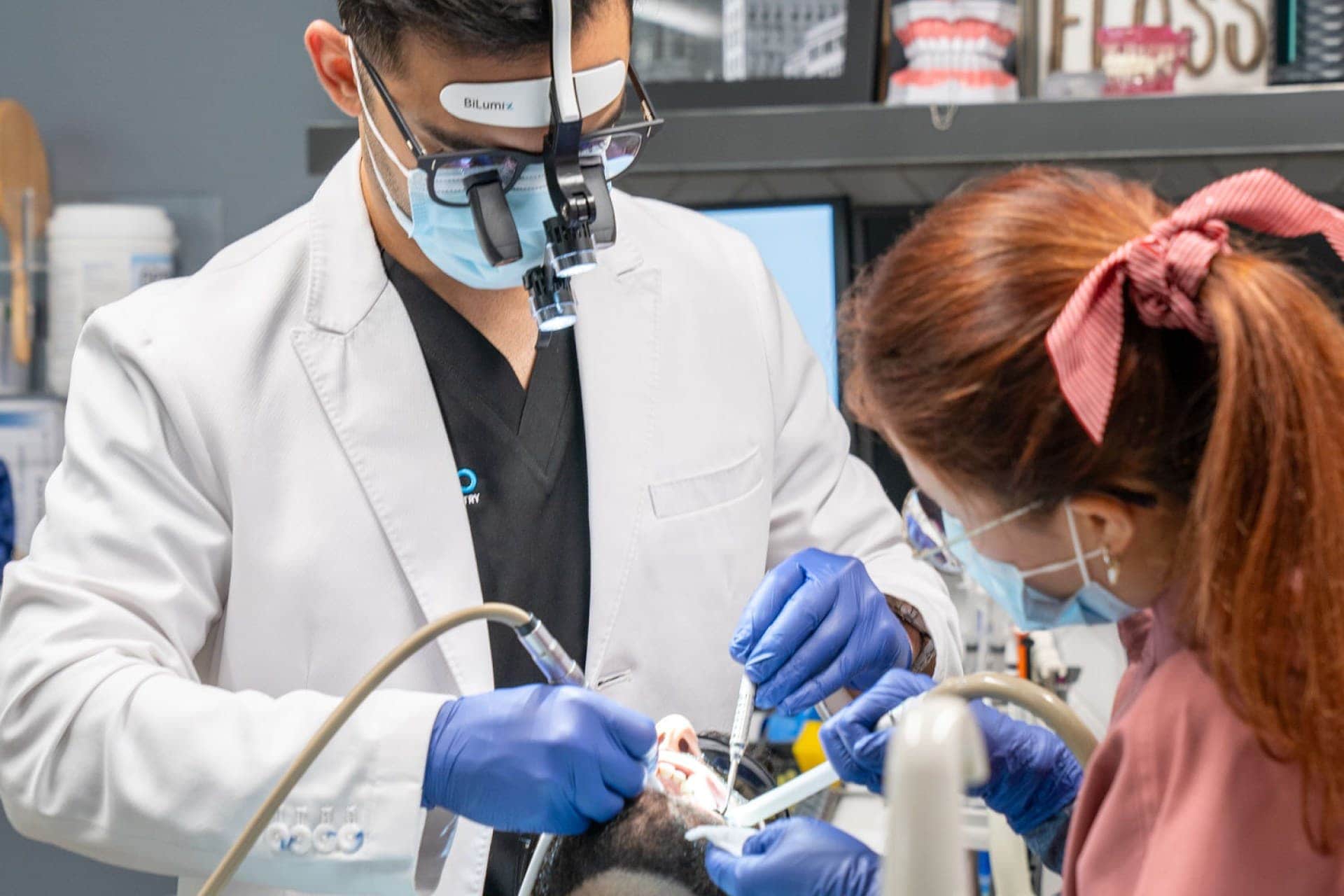Tooth Extraction Manhattan, NYC – old - Smile Lab